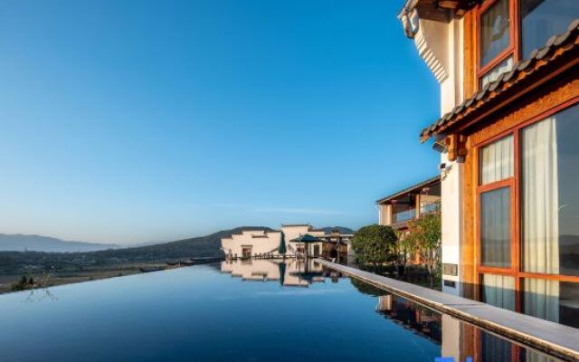 Wengu 1970 Panorama Holiday Hotel