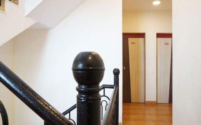 OYO Flagship 24766 Hotel Sonai Palace