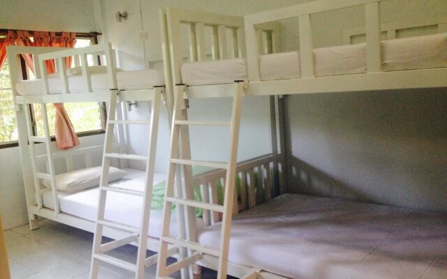 Baan Bua Guest House