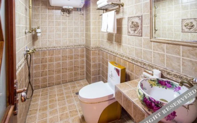 Dalian England Holiday Hotel