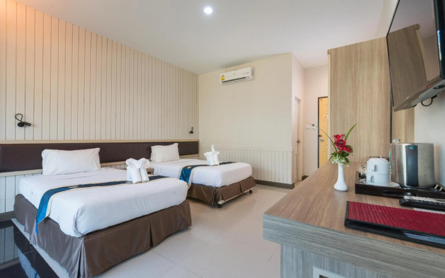 Chaolao Tosang Beach Hotel
