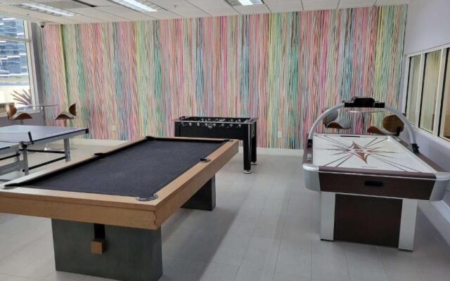 Modern Brickell Condo With Ocean City Views