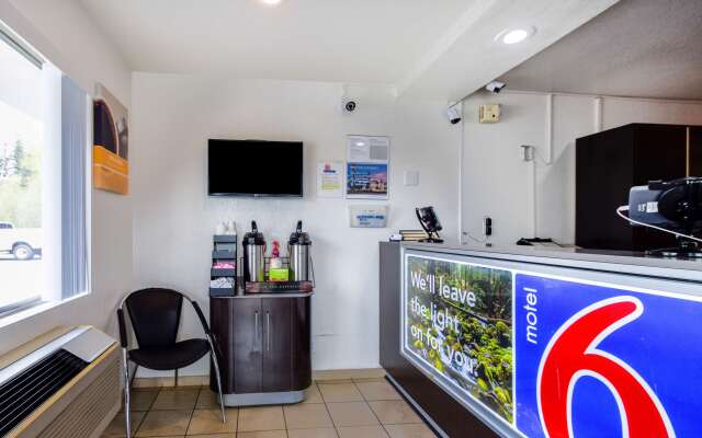 Motel 6 Kelso - Mt. St. Helens