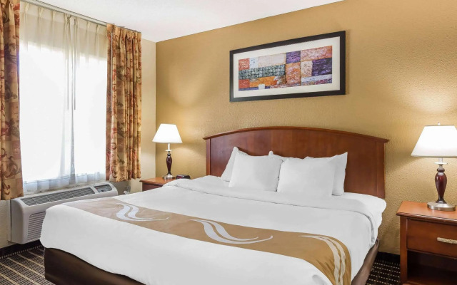 Quality Inn & Suites Sevierville - Pigeon Forge