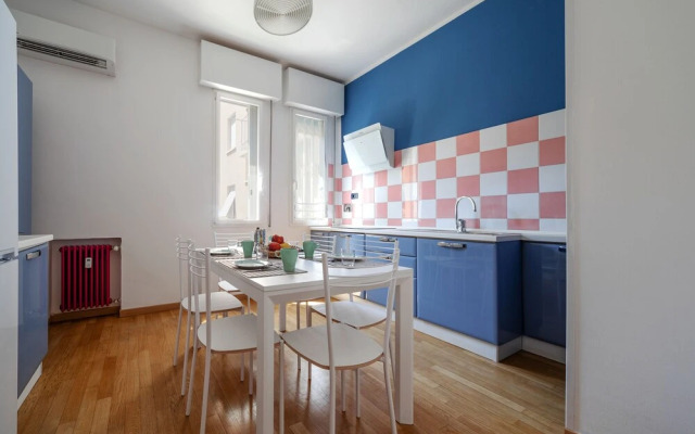 Sant'Orsola Colorful Huge Apartment