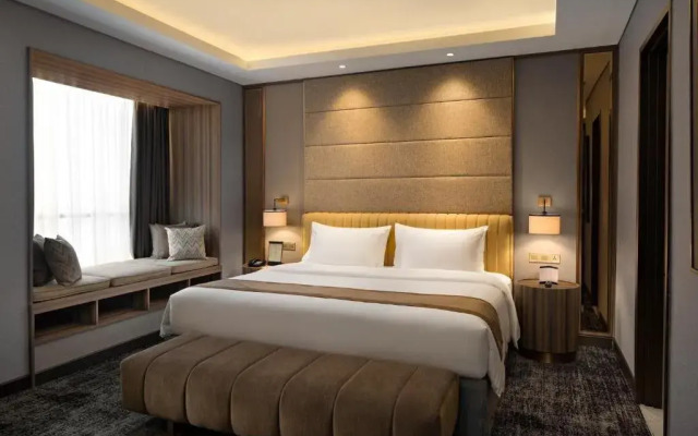Sutasoma Hotel