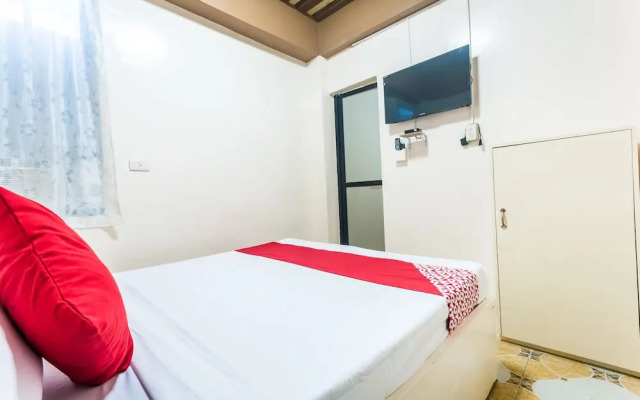 OYO 569 Alt Complex (Vaccinated Staff)