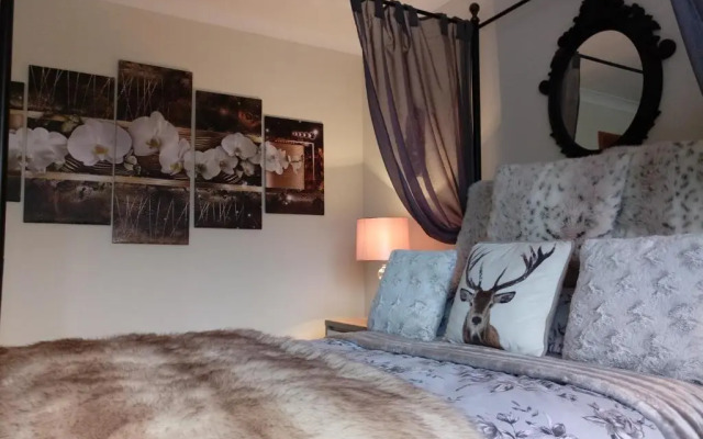 One Strathview B&B