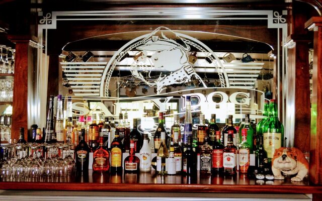 Salty Dog Inn