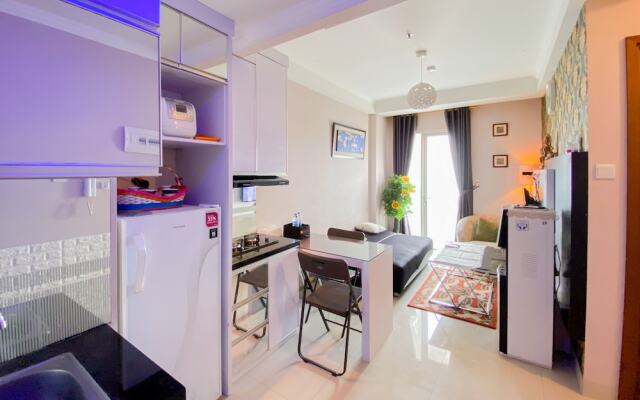 Homey And Warm 2Br At Signature Park Grande Apartment