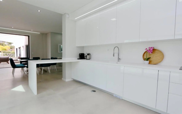 Villa Waterfall - CleverDetails234 luxury villa 10min from the center