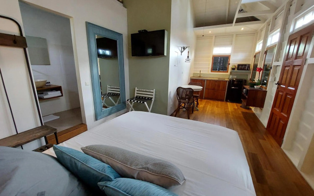 Couleur Locale Paramaribo