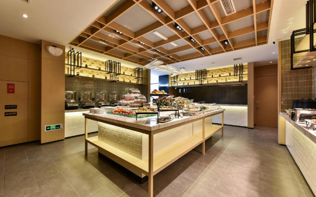 Atour Hotel Jinma Road Development Zone Dalian