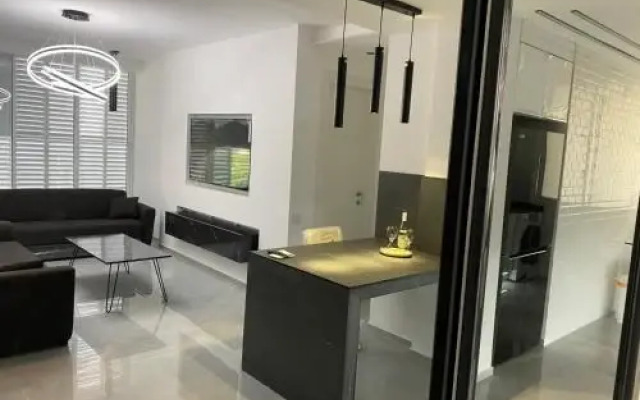 New! luxus- Best suit 2 minutes fromTel Aviv