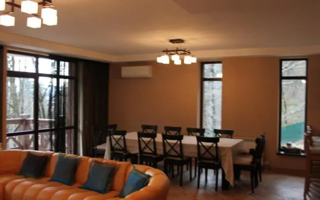 Коттедж в Красной Поляне