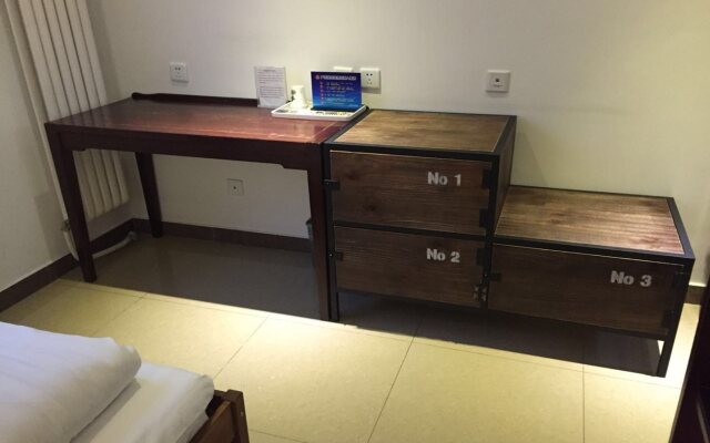 365 inn - Hostel