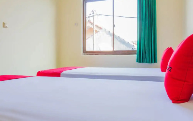 Reddoorz Near Grage City Mall 2