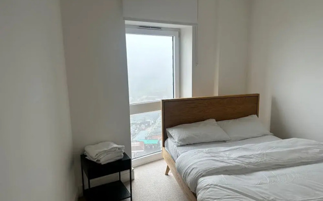 Birmingham - Cozy 2 Bed Apartment - Sleeps 4