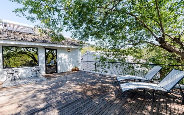 Nkosi Guest Lodge