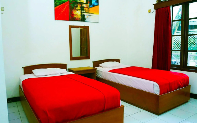 Candisari Hotel & Resto