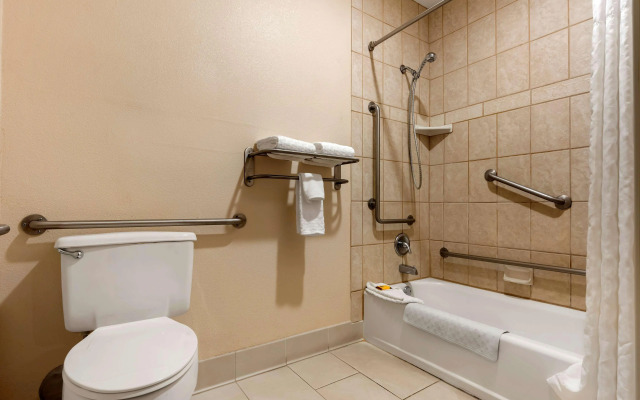 Best Western Plus Olympic Inn