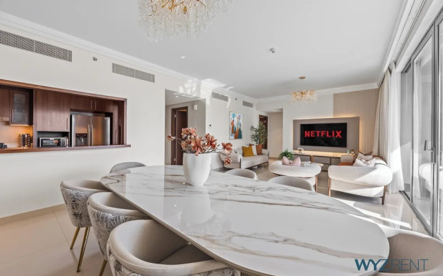 Prestigious 3.5 BR in Boulevard