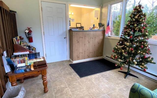 Country Place Inn And Suites