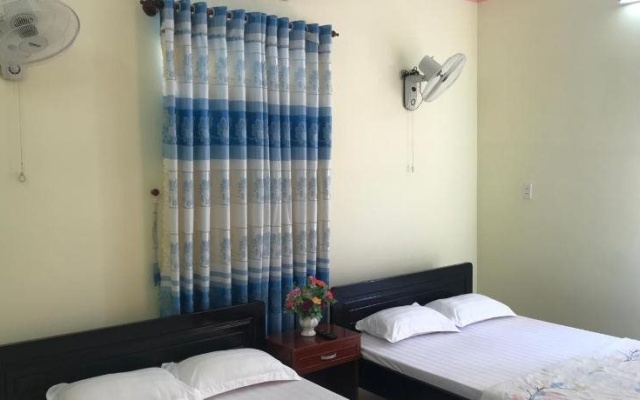 Thuy Lan Hotel – Guest Rooms – Long Hai
