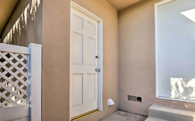 Los Angeles Suite ~ 12 Mi From Downtown!
