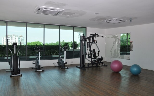 Lawang Suite 2 Bedroom Corner Apartment