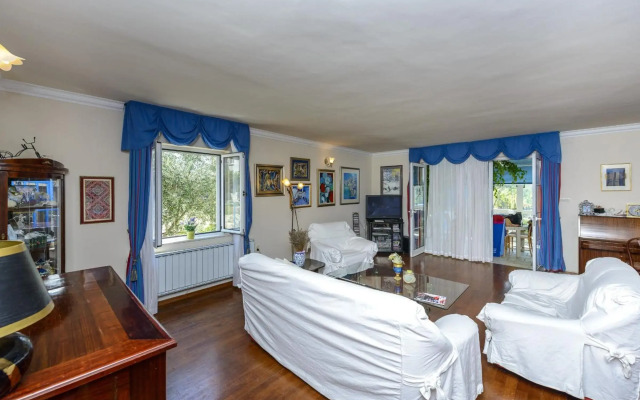 Villa Piano - Four Bedroom Villa With Terrace and Swimming Pool