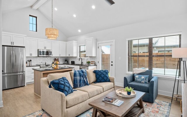 Eagles Nest-hottub-5 min to Downtown