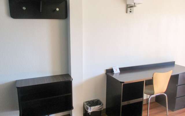 Motel 6 Prairie Du Chien, WI