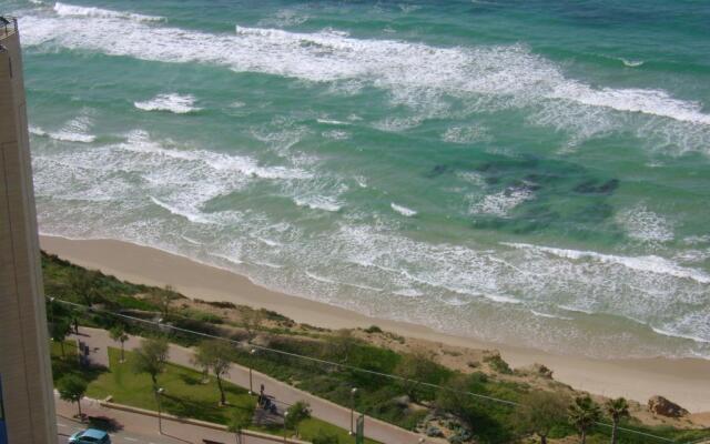 Sea Opera Luxury Apartments