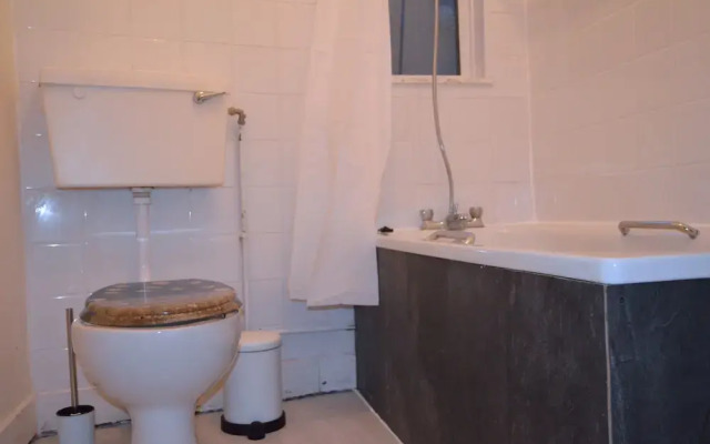 People Boxes Apartments - 38 Ridgway