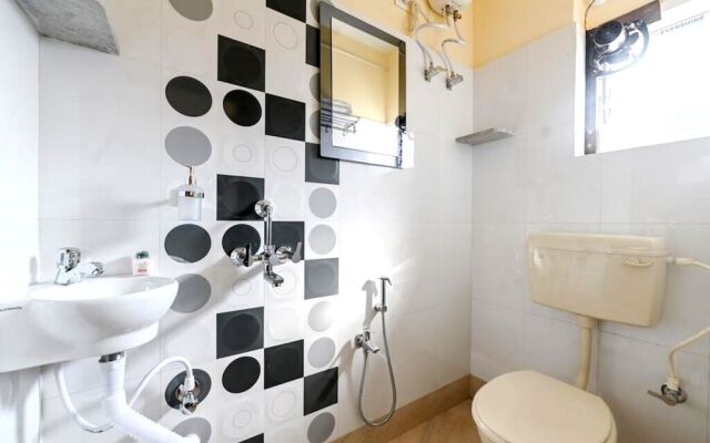 Goroomgo Comfortable Stay kolkata