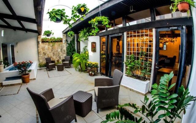 Hotel Lorencillo Miramar