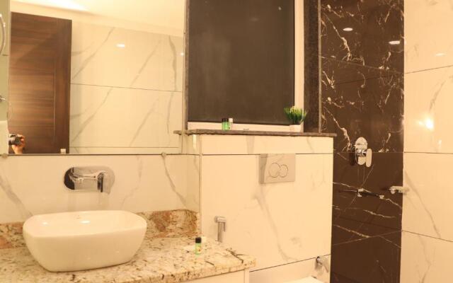 Green Hotel - Behind Parmarth Niketan
