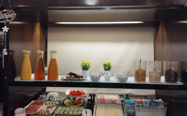 Alma Boutique Hotel