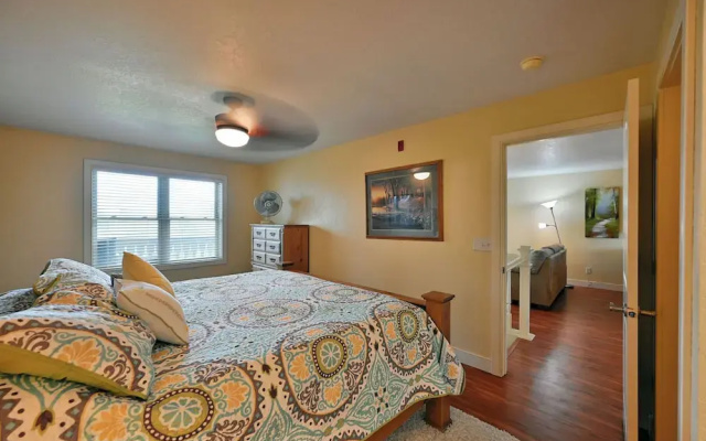 Unit 109 2 Bdrm/ 2 BA