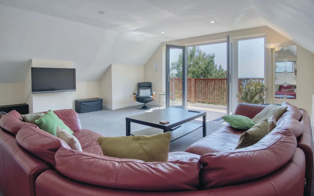 The Gatehouse - 2 Bedroom Apartment - Pendine