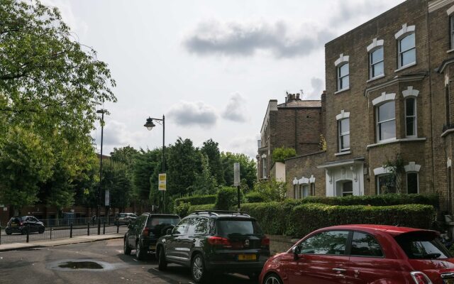 Enchanting Home by Holloway Road Station