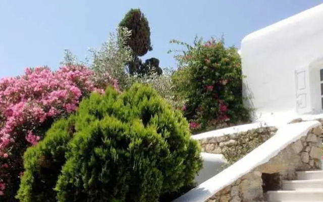 Seaside Cottage by Belvedere