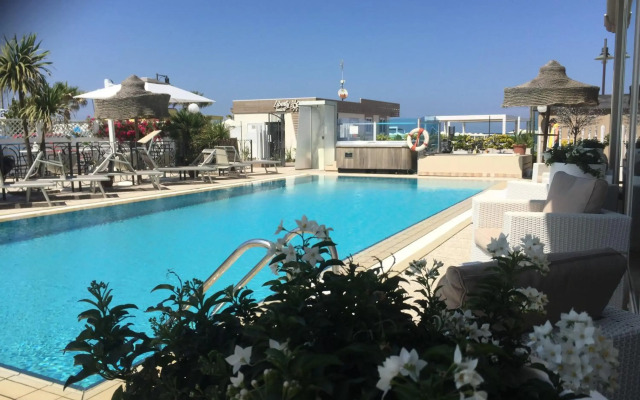 Hotel Liberty Beach