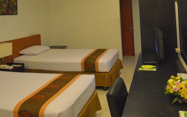 LPP Garden Hotel – Guest Rooms – Sleman