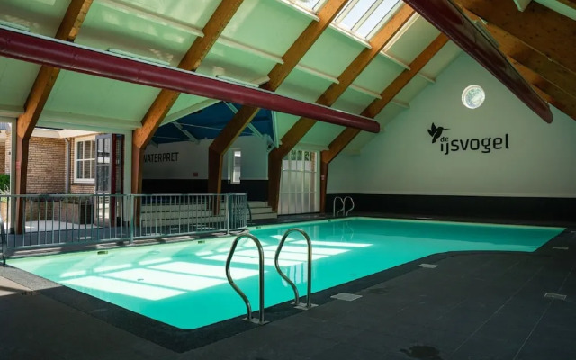 Inviting Villa in Voorthuizen With Garden