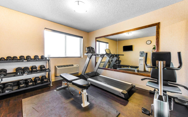 Comfort Inn & Suites Hays I-70