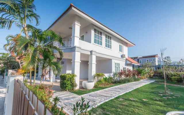Baan Kiang Lay Phu View Hua Hin Pool Villa