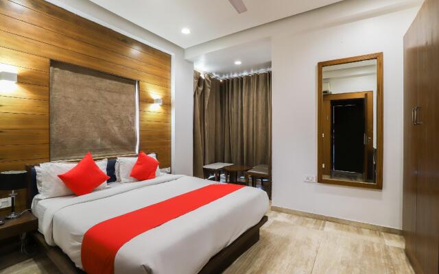 OYO 79456 Collection O Hotel Kyra