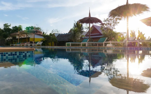 Pinky Bungalows Resort